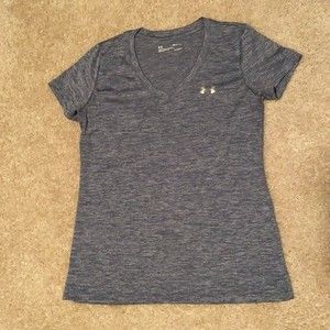 Under Armour Top size Small